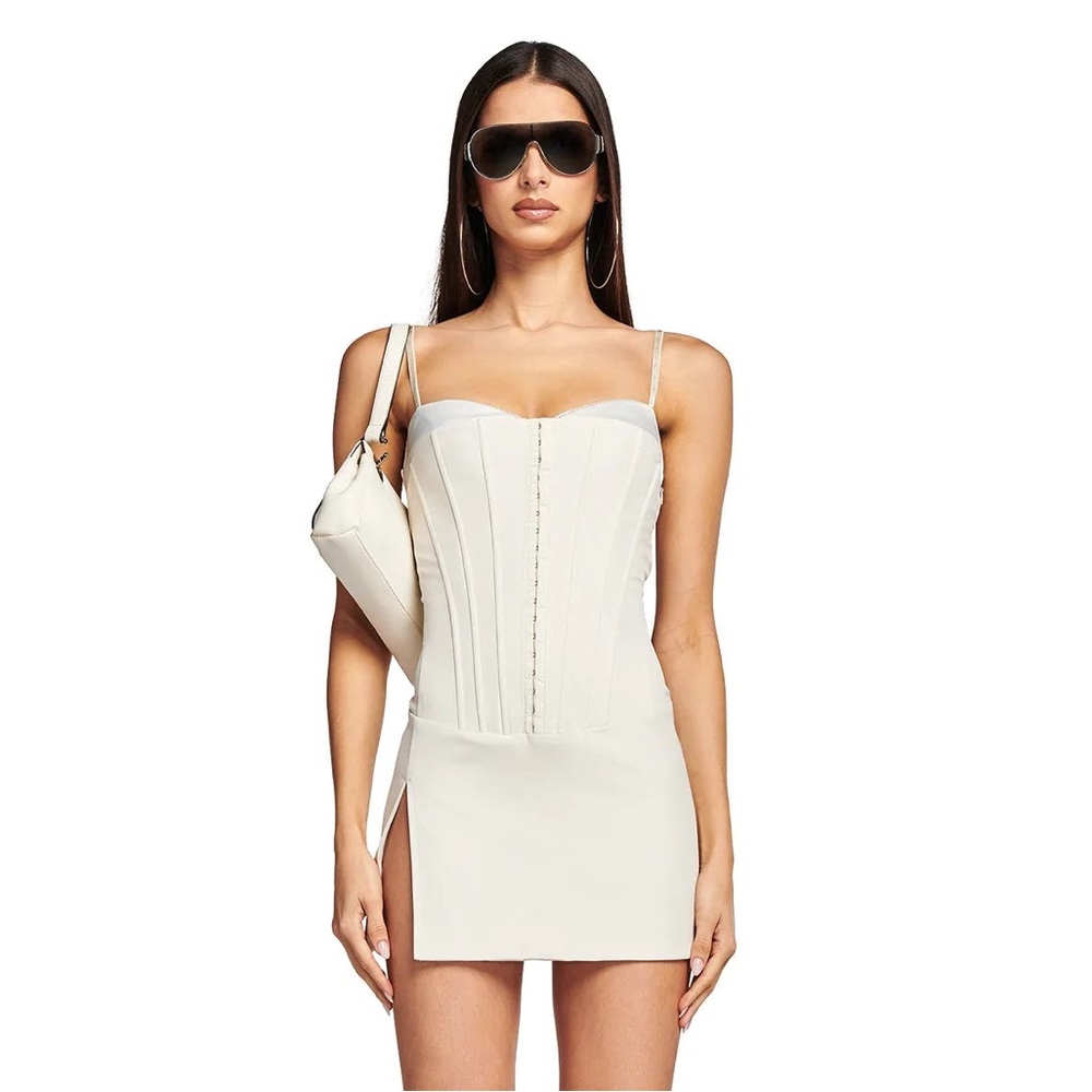 Brand new I am Gia sold out best selling Friella dress